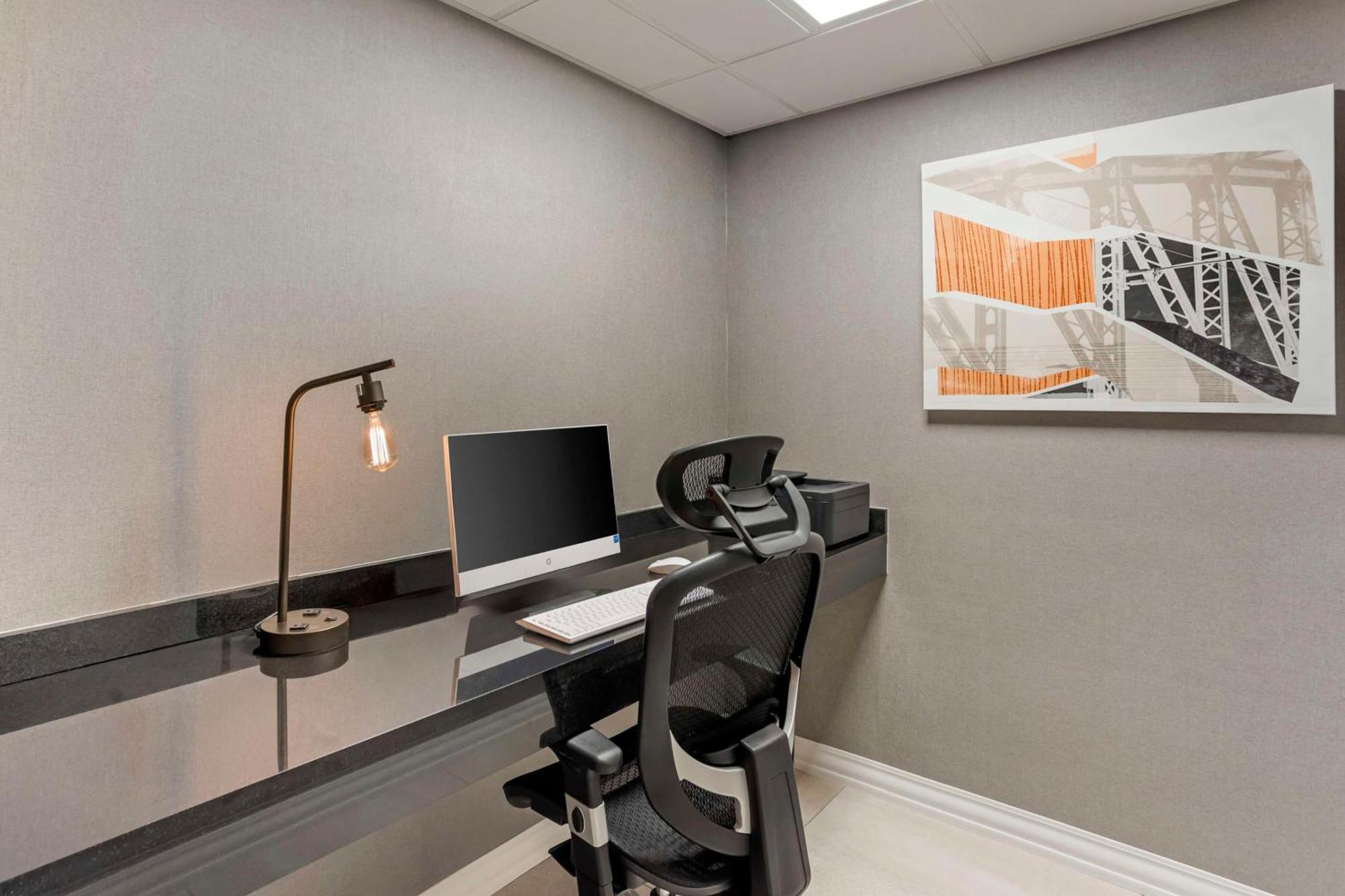 Best Western Plus Heritage Rail Inn & Suites York Dış mekan fotoğraf